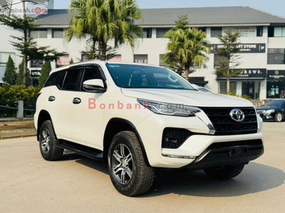 Xe Toyota Fortuner 2.4L 4x2 AT 2022