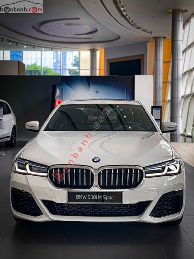 Xe BMW 5 Series 530i M Sport 2022
