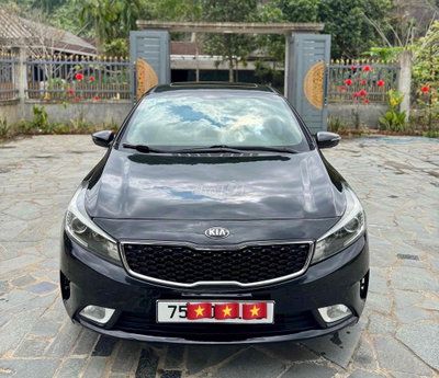 Kia Cerato 2018 1.6 AT cần bán