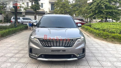 Xe Kia Carnival Premium 2.2D 2022