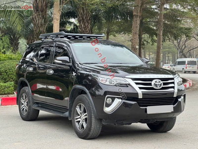 Xe Toyota Fortuner 2.4G 4x2 MT 2017