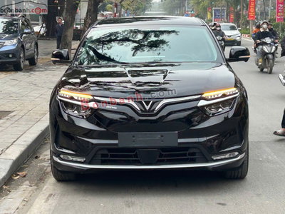 Xe VinFast VF8 Eco AWD 2024