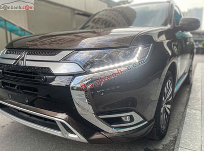 Xe Mitsubishi Outlander Premium 2.0 CVT 2022