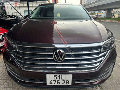 Xe Volkswagen Viloran Luxury 2023