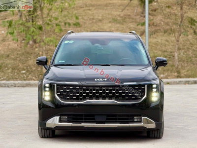 Xe Kia Carnival Signature 2.2D 2025