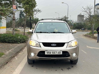 Ford Escape 2010 số tự động