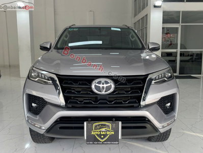 Xe Toyota Fortuner 2.4G 4x2 AT 2021