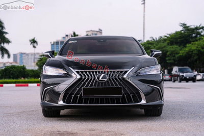 Xe Lexus ES 250 2021