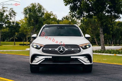 Xe Mercedes Benz GLC 300 4Matic 2023