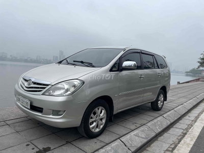 Toyota Innova 2007 G - gia đình dùng