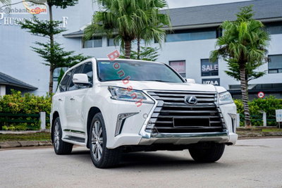 Xe Lexus LX 570 2016