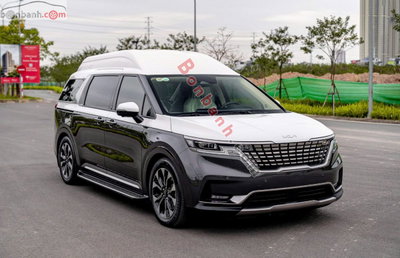 Xe Kia Carnival Royal 2.2D 2022