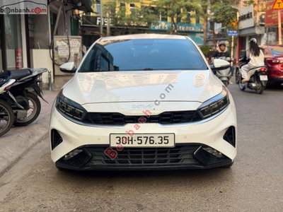 Xe Kia K3 Premium 1.6 AT 2022