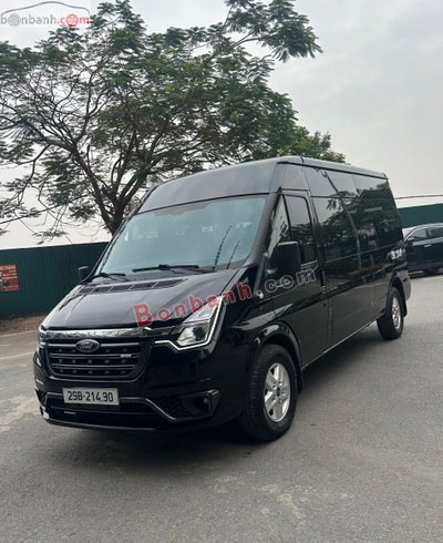 Xe Ford Transit Tiêu chuẩn 2024