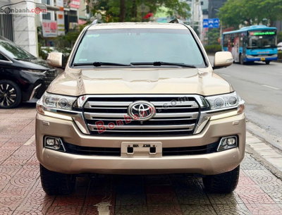 Xe Toyota Land Cruiser VX 4.6 V8 2017