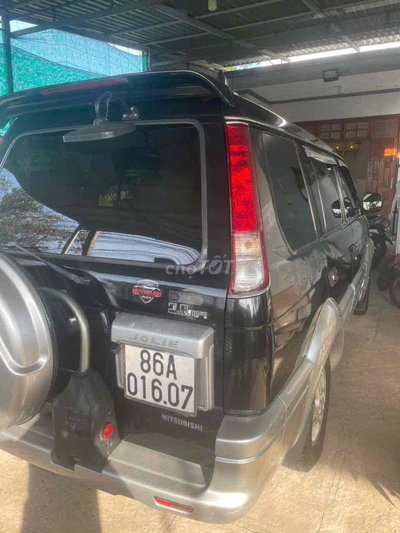 Mitsubishi Jolie 2004 Đen