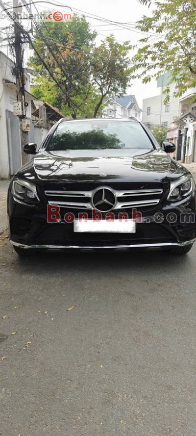 Xe Mercedes Benz GLC 300 4Matic 2018