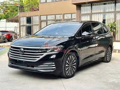 Xe Volkswagen Viloran Luxury 2025