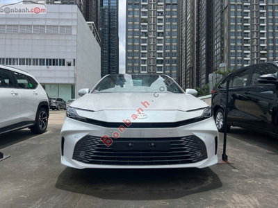 Xe Toyota Camry HYBRID TOP 2026