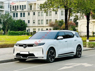 Xe VinFast VF9 Plus 7S 2025