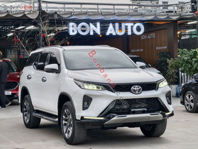 Xe Toyota Fortuner Legender 2.4L 4x2 AT 2022