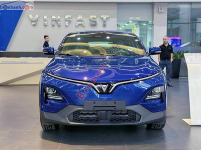 Xe VinFast VF6 Eco 2026
