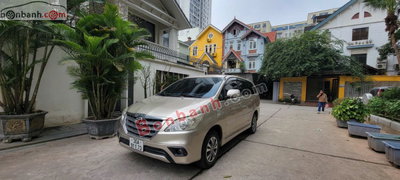 Xe Toyota Innova 2.0E 2016