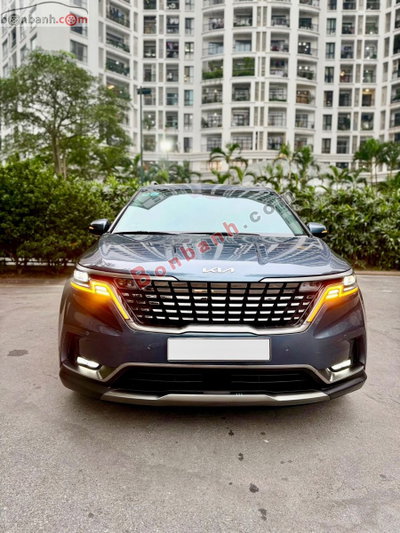 Xe Kia Carnival Signature 2.2D 2023