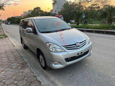 Xe Toyota Innova G 2011