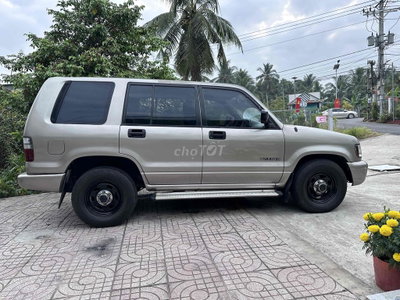 Isuzu Trooper 2001 đk mới,