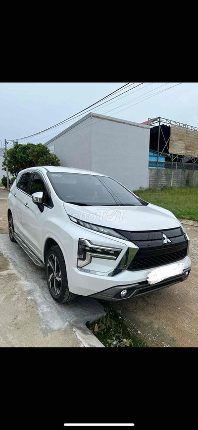 Xpander Premium đk 2023 -35.000 km
