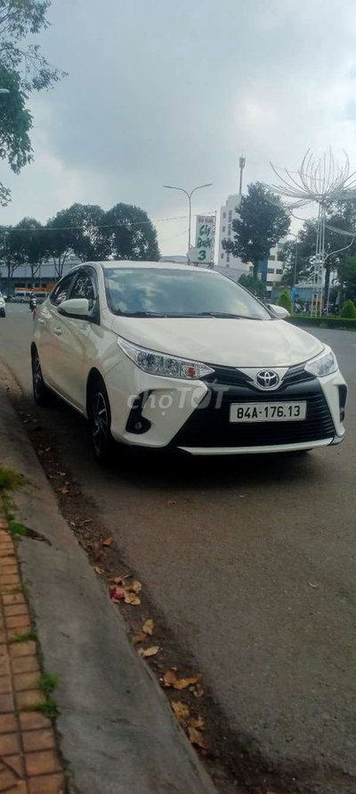 Toyota Vios đời 2023 Số sàn Trắng