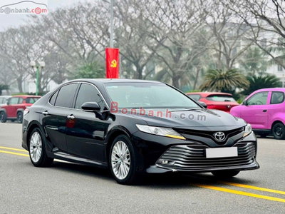 Xe Toyota Camry 2.5Q 2020