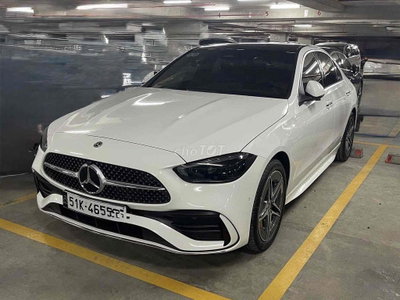 Mercedes-Benz C300 Trắng 23887 km