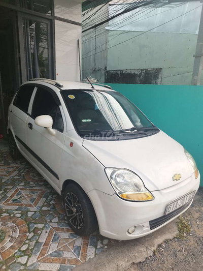Chevrolet Spark 2010 Trắng