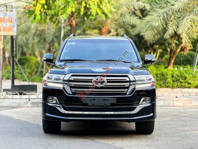 Xe Toyota Land Cruiser 4.6 V8 2019