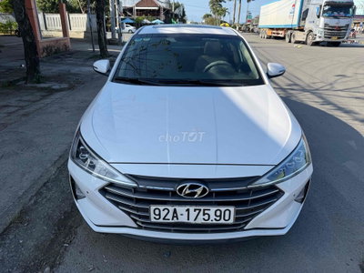 Hyundai Elantra 2019 2.0 Full 560000 km Trắng