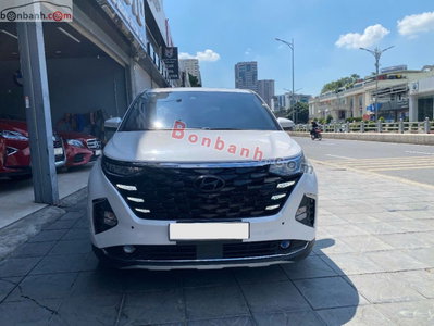 Xe Hyundai Custin Cao Cấp 2.0T 2024