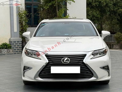 Xe Lexus ES 250 2015