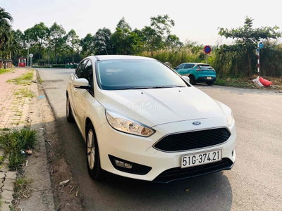 Ford Focus 2017 mới đi 29 ngàn km mới tinh