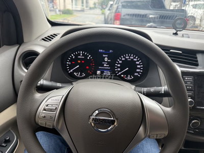 Nissan Navara EL 2020 70000 km Nâu