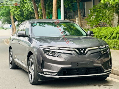 Xe VinFast VF8 Eco AWD 2023