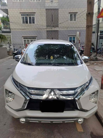 Cần bán Xpander 1.5AT số tự động 1 đời chủ.