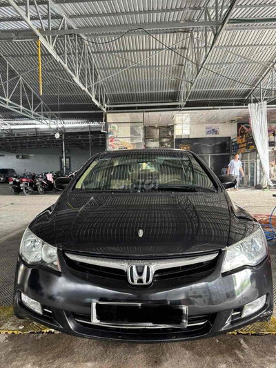 Chính chủ cần bán Xe oto Civic 1.8L