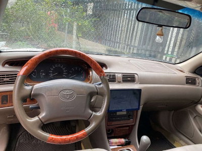 Toyota Camry Grands 2001 Trắng