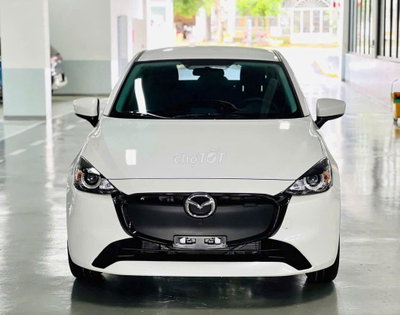 Mazda 2 2025 1.5 AT