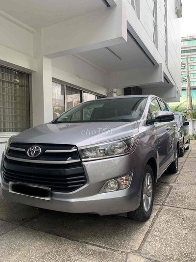 Toyota Innova 2019 2.0E Bạc