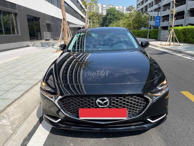 Mazda 3 Luxyry 2024