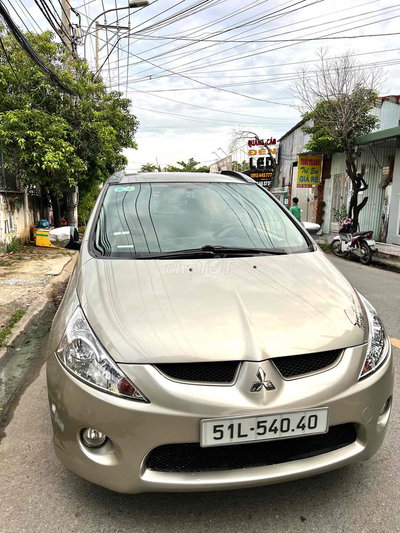 Mitsubishi Grandis 2009 Vàng cát