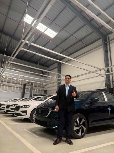 Skoda Slavia Xăng Xanh đậm